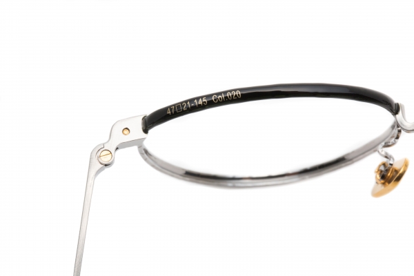 【お茶の水本店】新規導入ブランド　OG X OLIVER GOLDSMITH