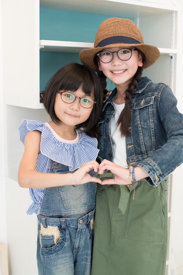 大宮店 かわいらしく 大人っぽい子供メガネ メガネの井上 メガネの井上 大宮店 株式会社メガネ コンタクトの井上 大宮店 かわいらしく 大人っぽい子供メガネ メガネの井上 メガネの井上 大宮店 株式会社メガネ コンタクトの井上