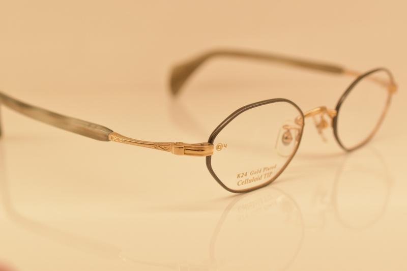 大人メガネ 純金メッキ×純チタン G4 OLD&NEW 【K24 Gold Plated 大人メガネ 純金メッキ×純チタン G4 OLD&NEW 【K24 Gold Plated